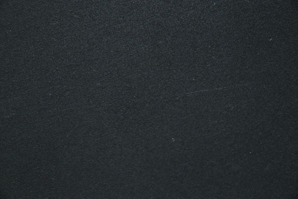 中古　超美品　展示品!!　ガーデンファニチャー　ジゼル(GISELE)　上質な時間を演出するモダンなデザインが魅力のサンラウンジャー2脚セット(デッキチェア、ビーチベッド、リゾートチェア、バラ売り可能)(定価2台で約80万円)(R-083549)