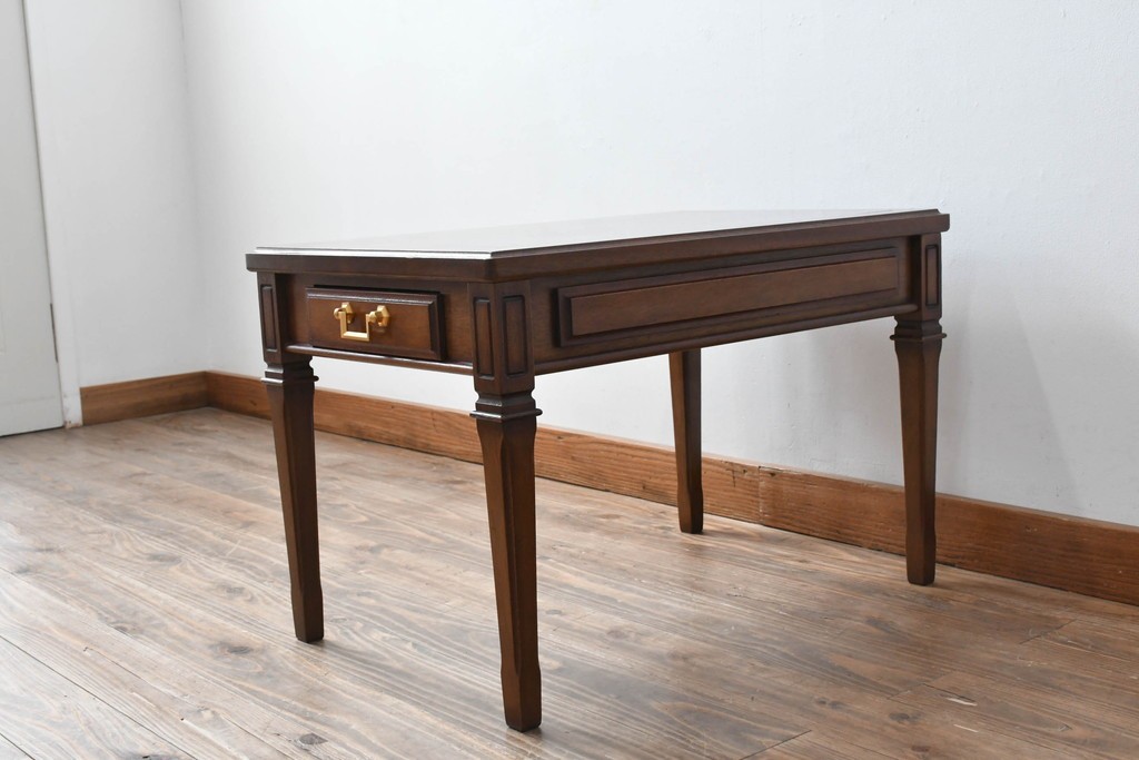 中古　maruni(マルニ木工)　地中海ロイヤルシリーズ(ROYAL)　上品で繊細な装飾が英国クラシックを彷彿とさせる引き出し付きエンドテーブル　定価約13万円　(R-083550)