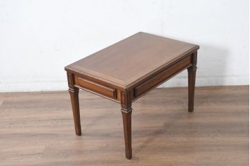 中古　美品　maruni(マルニ木工)　地中海ロイヤルシリーズ(ROYAL)　上品で繊細な装飾が英国クラシックを彷彿とさせる引き出し付きエンドテーブル(サイドテーブル、コーヒーテーブル、ナイトテーブル、花台、飾り台)(定価約13万円)(R-083550)