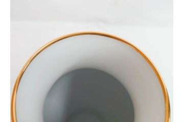 大倉陶園(OKURA、OAC)　ブルーローズ　高さ 約36cm　空間に凛とした気品を添える花瓶(バラ、薔薇、金彩、花器、花生、花入、フラワーベース、白磁、共箱付)(R-083553)