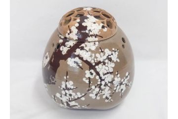 永楽善五郎　乾山写　梅絵　透かし　空間に格調高い趣を添える手焙(手あぶり、即中斎書付、茶道具、裏印、共箱付)(R-083555)