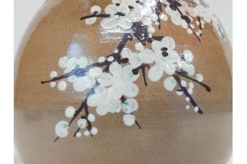 永楽善五郎　乾山写　梅絵　透かし　空間に格調高い趣を添える手焙(手あぶり、即中斎書付、茶道具、裏印、共箱付)(R-083555)