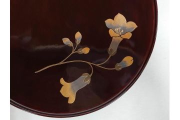 都筑幸哉作　輪島塗　蒔絵　松溜塗　桐の花　雅な佇まいの銘々盆10客セット(お盆、トレイ、トレー、銘々皿、木製、漆器、和食器、共箱付)(R-083556)