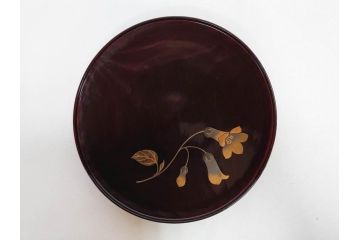 都筑幸哉作　輪島塗　蒔絵　松溜塗　桐の花　雅な佇まいの銘々盆10客セット(お盆、トレイ、トレー、銘々皿、木製、漆器、和食器、共箱付)(R-083556)