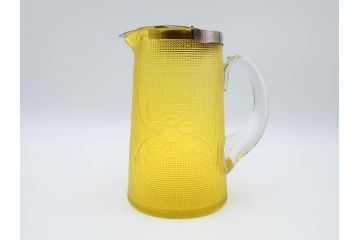 大正〜昭和初期　花文　黄色　ガラス　鮮やかな色合いが食卓に明るさと個性を添える水差し&コップ2客セット(硝子、ジャグ、蓋付き、魚子、ピッチャー、グラス、和ガラス)(R-083565)