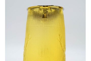 大正〜昭和初期　花文　黄色　ガラス　鮮やかな色合いが食卓に明るさと個性を添える水差し&コップ2客セット(硝子、ジャグ、蓋付き、魚子、ピッチャー、グラス、和ガラス)(R-083565)
