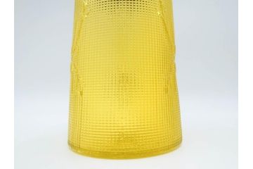 大正〜昭和初期　花文　黄色　ガラス　鮮やかな色合いが食卓に明るさと個性を添える水差し&コップ2客セット(硝子、ジャグ、蓋付き、魚子、ピッチャー、グラス、和ガラス)(R-083565)