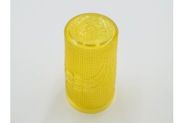 大正〜昭和初期　花文　黄色　ガラス　鮮やかな色合いが食卓に明るさと個性を添える水差し&コップ2客セット(硝子、ジャグ、蓋付き、魚子、ピッチャー、グラス、和ガラス)(R-083565)