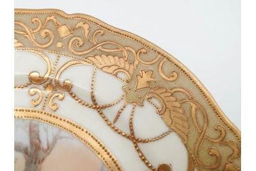 明治〜大正期　オールドノリタケ　NORITAKE　金彩　金盛　ハンドペイント　雉　蝶　丁寧に施された装飾が日常に彩りと品格を添えるプレート2枚セット(ちょう、鳥、キジ、取手付、大皿、中皿、洋食器)(R-083568)