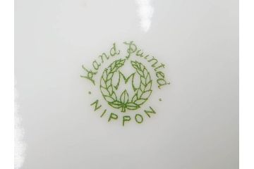 明治〜大正期　オールドノリタケ　NORITAKE　金彩　金盛　ハンドペイント　雉　蝶　丁寧に施された装飾が日常に彩りと品格を添えるプレート2枚セット(ちょう、鳥、キジ、取手付、大皿、中皿、洋食器)(R-083568)
