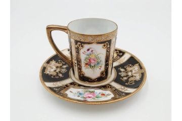 明治〜大正期　オールドノリタケ　NORITAKE　金彩　金盛　花　ハンドペイント　格調高く華やぎを纏ったコーヒーセット(ポット、クリーマー、シュガーポット、カップ&ソーサー3客、C&S、洋食器)(R-083570)