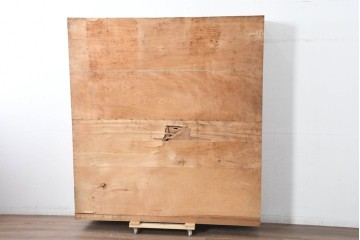 和製ヴィンテージ　素朴で古い木が味わい深いシンプルレトロな大振りマス目棚　(R-083575)