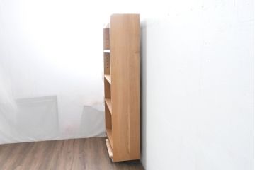 中古　美品　重厚　国産職人手作り　ぶ厚い楢(ナラ)材のシンプルな本棚(飾り棚、オープンシェルフ、ブックシェルフ、オープンラック、収納棚)(製作費約30万円)(R-083576)