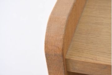中古　美品　重厚　国産職人手作り　ぶ厚い楢(ナラ)材のシンプルな本棚(飾り棚、オープンシェルフ、ブックシェルフ、オープンラック、収納棚)(製作費約30万円)(R-083576)