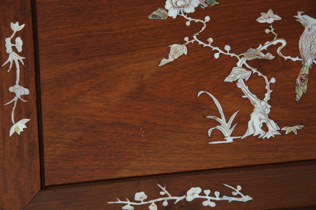 アジアンビンテージ　民芸家具　螺鈿(ラデン)象嵌入り　上品な佇まいが美しい6杯小引き出し　(R-083578)