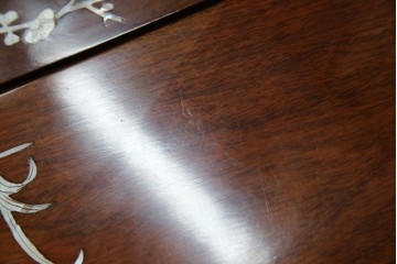 アジアンビンテージ　民芸家具　螺鈿(ラデン)象嵌入り　上品な佇まいが美しい6杯小引き出し　(R-083578)