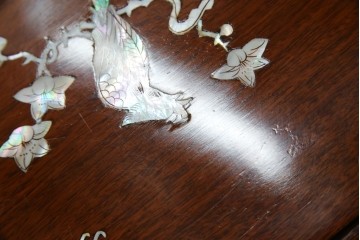 アジアンビンテージ　民芸家具　螺鈿(ラデン)象嵌入り　上品な佇まいが美しい6杯小引き出し　(R-083578)