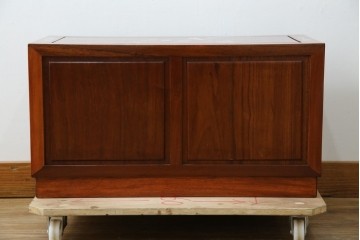 アジアンビンテージ　民芸家具　螺鈿(ラデン)象嵌入り　上品な佇まいが美しい6杯小引き出し　(R-083578)