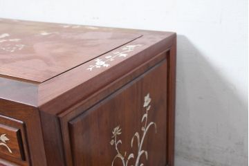 アジアンビンテージ　民芸家具　螺鈿(ラデン)象嵌入り　上品な佇まいが美しい6杯小引き出し(卓上収納、小物収納、ヴィンテージ)(R-083578)