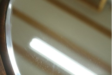 アジアンビンテージ　美しい彫刻が目を引くウォールミラー　(R-083581)