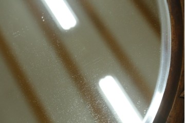 アジアンビンテージ　美しい彫刻が目を引くウォールミラー　(R-083581)