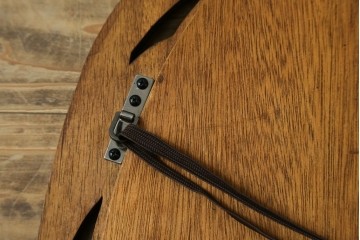 アジアンビンテージ　美しい彫刻が目を引くウォールミラー　(R-083581)