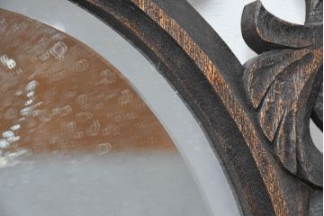 アジアンビンテージ　美しい彫刻が目を引くウォールミラー(姿見、壁掛け鏡)(R-083582)