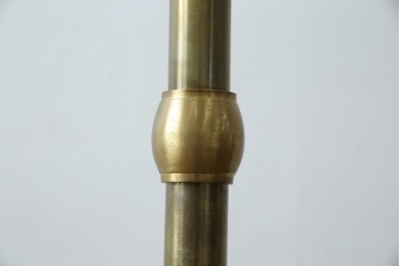 中古　美品　最高級品　オランダ　アイホールツ(EICHHOLTZ)　真鍮製　アンティーク仕上げ　空間のアクセントになるラグジュアリーなコートハンガー　定価約26万円相当　(R-083583)