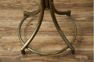 中古　美品　最高級品　オランダ　アイホールツ(EICHHOLTZ)　真鍮製　アンティーク仕上げ　空間のアクセントになるラグジュアリーなコートハンガー　定価約26万円相当　(R-083583)