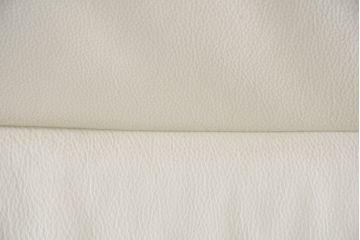 中古　美品　カリモク家具(karimoku)　Chitano(チターノ)　レザー(本革)　シンプルながら洗練されたデザインが美しい2人掛けソファ(2P、二人掛け、アームソファ)(定価約32万円)(R-083585)