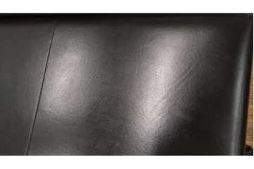 ドイツビンテージ　美品　オールド ヒモラ(Himolla)　名門椅子工房オオタで張り替え済み　本革(レザー)　クラシックデザインで長く愛用できる3人掛けソファ　(R-083587)