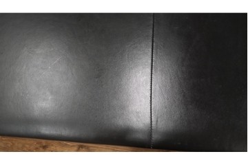 ドイツビンテージ　美品　オールド ヒモラ(Himolla)　名門椅子工房オオタで張り替え済み　本革(レザー)　クラシックデザインで長く愛用できる3人掛けソファ　(R-083587)