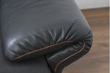ドイツビンテージ　美品　オールド ヒモラ(Himolla)　名門椅子工房オオタで張り替え済み　本革(レザー)　クラシックデザインで長く愛用できる3人掛けソファ(3P、三人掛け、レザーソファ、トリプルソファ、ヴィンテージ)(R-083587)