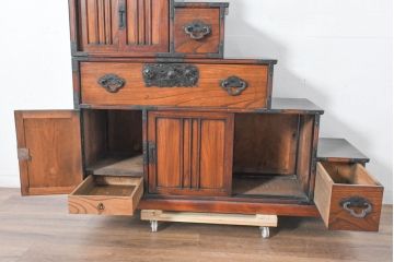 中古　美品　民芸家具　アンティーク調　上質な和の趣漂う両面使いできる階段箪笥(階段タンス、収納たんす、和箪笥、引き出し)(R-083589)