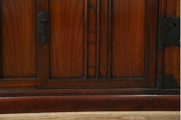 中古　美品　民芸家具　アンティーク調　上質な和の趣漂う両面使いできる階段箪笥　(R-083589)