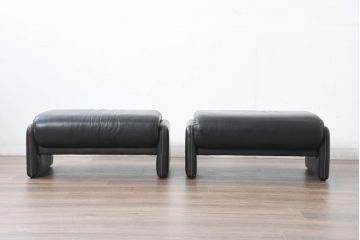 ドイツビンテージ　美品　オールド ヒモラ(himolla)　名門椅子工房オオタで張り替え済み　本革(レザー)　クラシックデザインで長く愛用できるオットマン2点セット(フットスツール、1Pソファ、1人掛けソファ、一人掛けソファ、椅子、イス、チェア、ヴィンテージ)(R-083591)