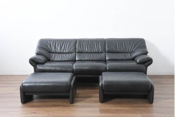 ドイツビンテージ　美品　オールド ヒモラ(himolla)　名門椅子工房オオタで張り替え済み　本革(レザー)　クラシックデザインで長く愛用できるオットマン2点セット(フットスツール、1Pソファ、1人掛けソファ、一人掛けソファ、椅子、イス、チェア、ヴィンテージ)(R-083591)