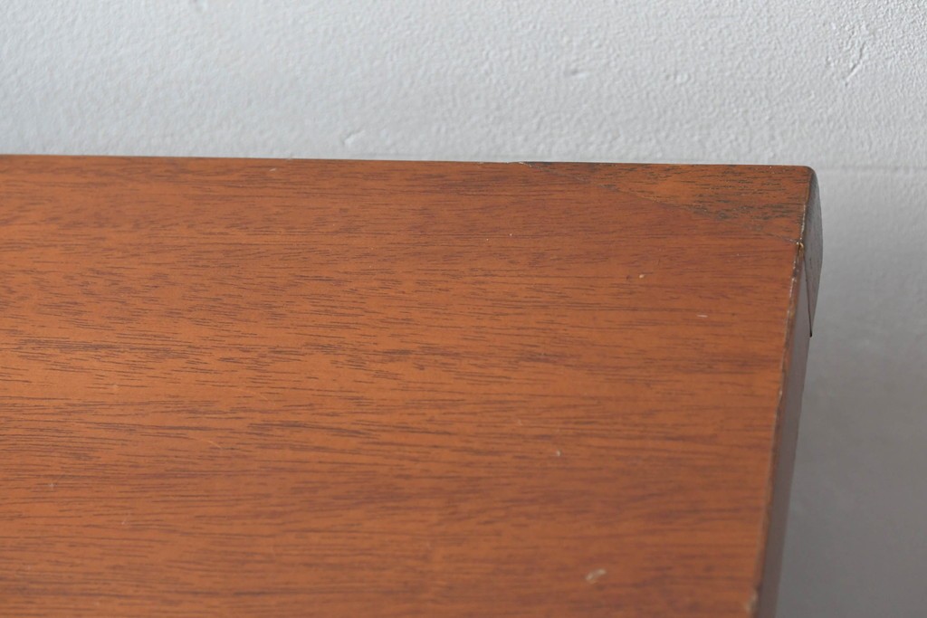 中古　高級品　マホガニー材　ヒッコリーチェア(HICKORY CHAIR)　優雅な象嵌が印象的なサイドボード　定価約94万円　(R-083592)