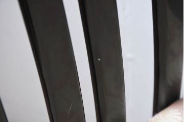 和製ビンテージ　希少モデル　コクヨ(KOKUYO)　モダンな縦格子デザインが素敵!シックなブラック塗装のダイニングチェア6脚セット(アームレスチェア、椅子、イス、ヴィンテージ、バラ売り可能)(R-083593)