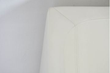 中古　展示品　美品　相合家具製作所(SOGOKAGU)　フェイクレザー　洗練されたモダンデザインが魅力の1Pソファ4脚セット(一人掛けソファ、1人掛けソファ、アームチェア、椅子、イス、バラ売り可能)(定価約44万円)(R-083594)