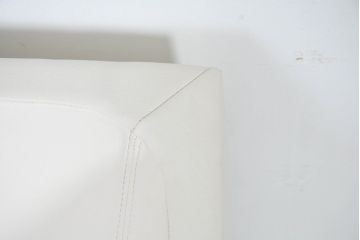 中古　展示品　美品　相合家具製作所(SOGOKAGU)　フェイクレザー　洗練されたモダンデザインが魅力の1Pソファ4脚セット(一人掛けソファ、1人掛けソファ、アームチェア、椅子、イス、バラ売り可能)(定価約44万円)(R-083594)