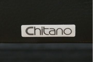 中古　美品　展示品　カリモク家具(karimoku)　Chitano(チターノ)　Z181モデル　本革　スタイリッシュなデザインがかっこいい3人掛けソファ(三人掛け、3Pソファ、トリプルソファ、アームソファ)(定価約36万円)(R-083595)
