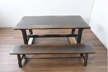中古　飛騨産業　キツツキ　PROVINCIAL(プロヴィンシャル・プロビンシャル)　どっしりとした佇まいが存在感を放つタバーンテーブル(ダイニングテーブル、4人掛け、6人掛け、作業台)(定価約60万円)(R-083597)