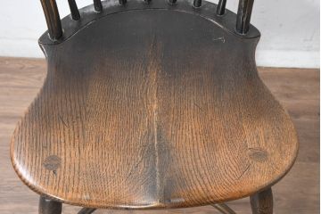 中古　美品　飛騨産業　PROVINCIAL(プロヴィンシャル・プロビンシャル)　キツツキ　オーク材　背板のデザインがおしゃれなボウバックチェア2脚セット(ウィンザーチェア、板座チェア、ダイニングチェア、椅子、イス、ウインザーチェア、バラ売り可能)(定価約35万円)(R-083599)