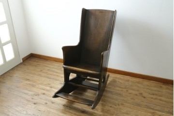 中古　美品　飛騨産業　キツツキ　PROVINCIAL(プロヴィンシャル・プロビンシャル)　木のぬくもりが感じられるウイングロッカー　ロッキングチェア　定価約46万円　(R-083600)