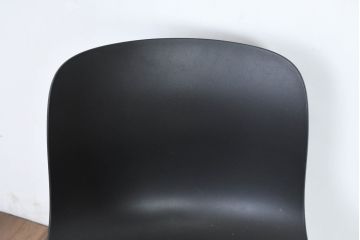 中古　美品　イタリア　マジス(MAGIS)　トロイ 4スター・キャスター(TROY, 4 STAR WHEELS)　マルセル・ワンダース(MARCEL WANDERS)デザイン　 機能性と美しさを兼ね備えたデザインが空間にモダンで軽快な印象を与えるキャスターチェア6脚セット(オフィスチェア、ミーティングチェア、椅子、イス、ダイニングチェア、バラ売り可能)(定価約45万円)(R-083602)