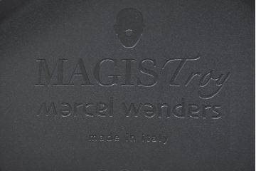 中古　美品　イタリア　マジス(MAGIS)　トロイ 4スター・キャスター(TROY, 4 STAR WHEELS)　マルセル・ワンダース(MARCEL WANDERS)デザイン　 機能性と美しさを兼ね備えたデザインが空間にモダンで軽快な印象を与えるキャスターチェア6脚セット(オフィスチェア、ミーティングチェア、椅子、イス、ダイニングチェア、バラ売り可能)(定価約45万円)(R-083602)