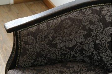 イギリスアンティーク　美品　オーク材　上品なダマスク柄のラウンジチェア　(R-083603)