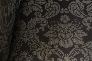 イギリスアンティーク　美品　オーク材　上品なダマスク柄のラウンジチェア　(R-083603)