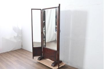 和製アンティーク　希少デザイン　布張りの意匠が空間に温もりを添える古い呉服屋の三面鏡(姿見、店舗什器)(R-083604)